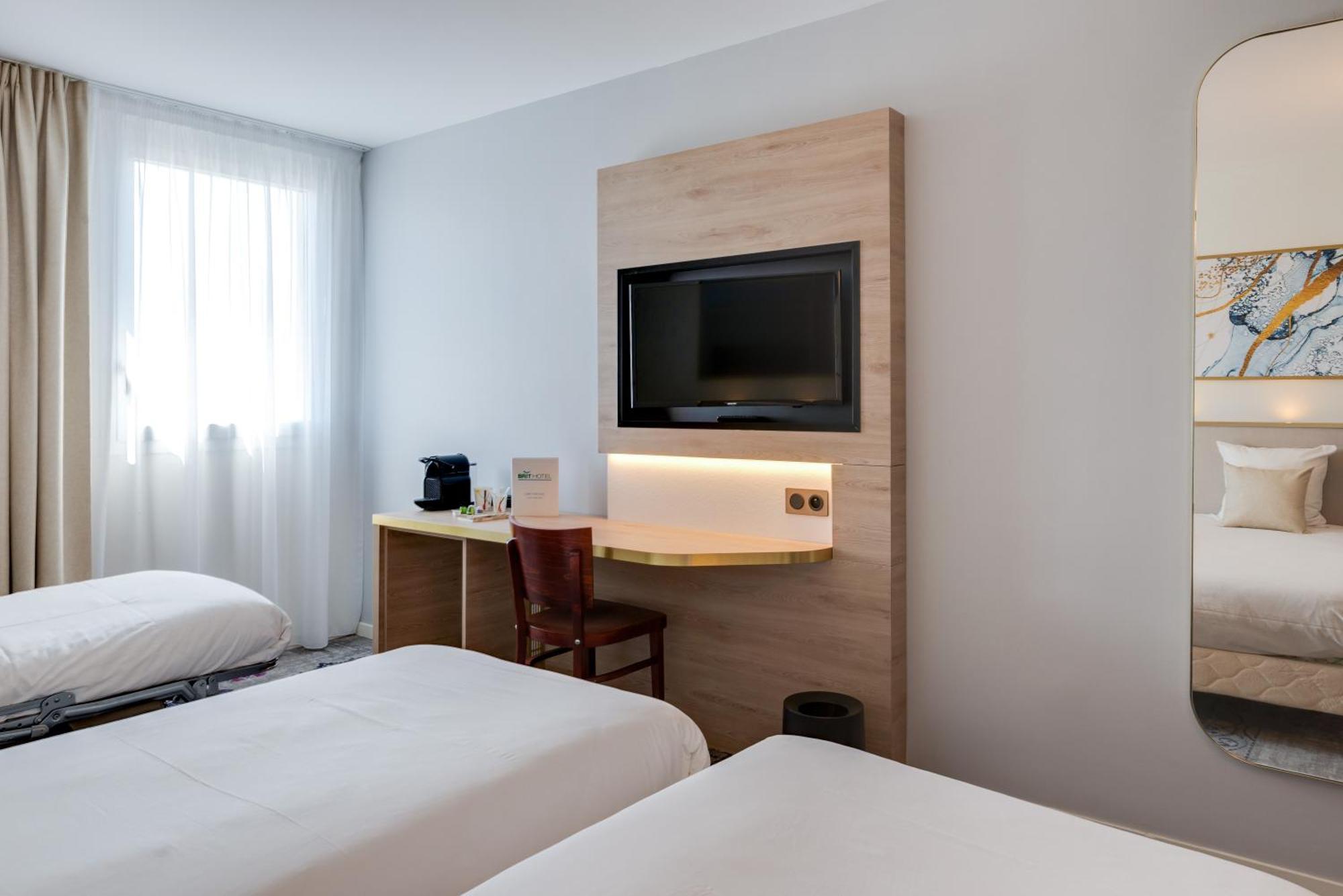 Brit Hotel Orleans St Jean De Braye - L'Antares Saint-Jean-de-Braye Dış mekan fotoğraf